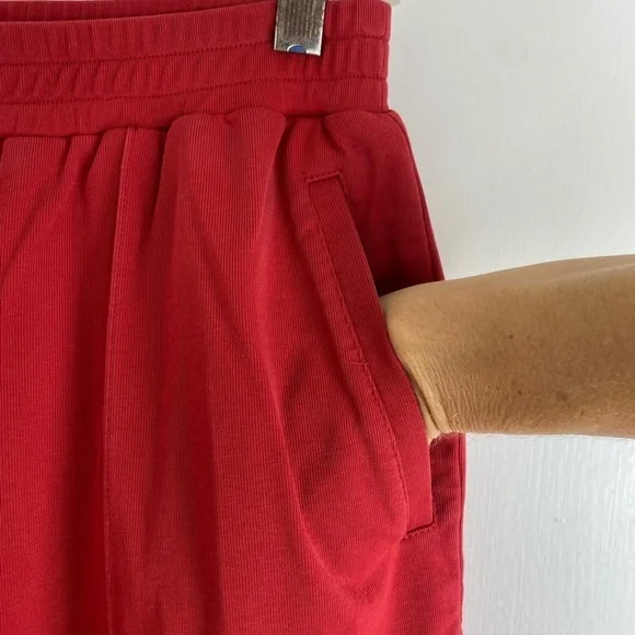 GOELIA High-Waisted Knitted Wide Leg Pull On Pants in Red size Medium (US 6) - Picture 8 of 9